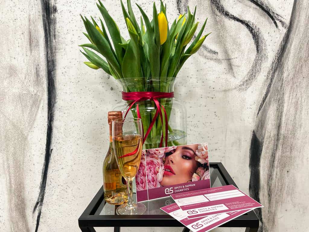 Gutschein zum Frauentag in Dresden mit Sekt